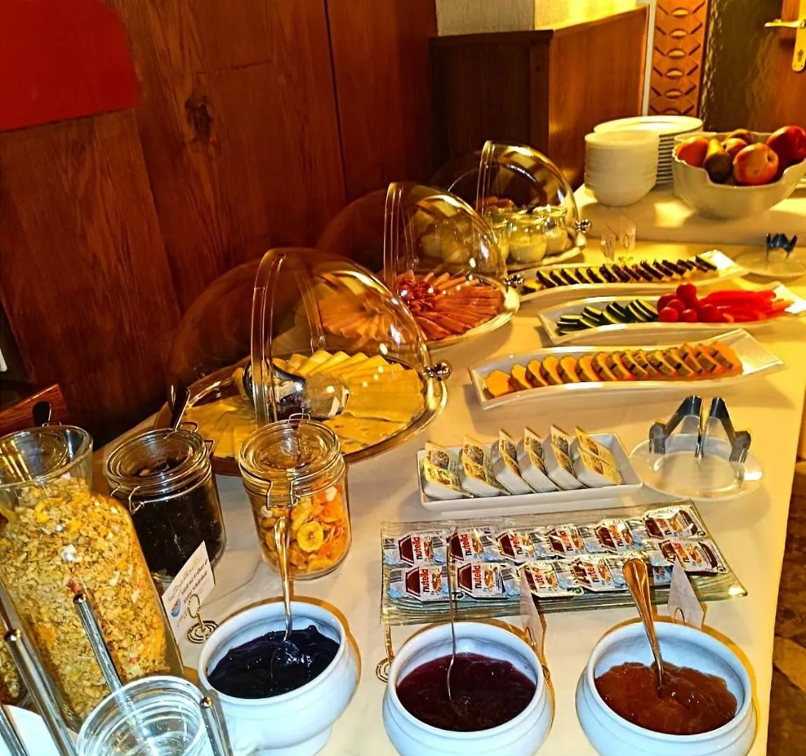 Hotel Batzenhaeusl Innsbruck 4*,  Austria
